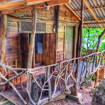 Golden Rainbow Guest House Dambulla Extérieur photo