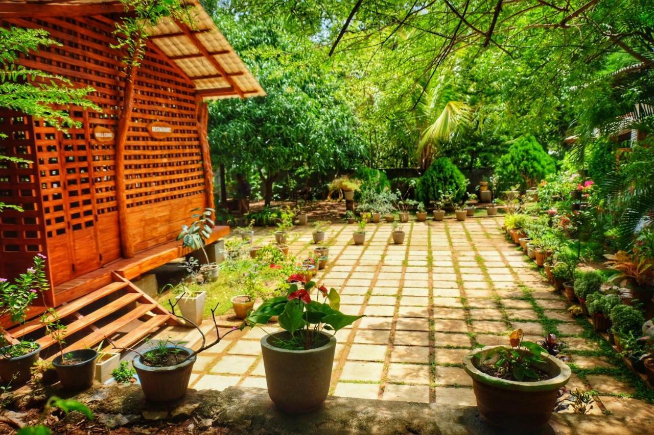 Golden Rainbow Guest House Dambulla Extérieur photo
