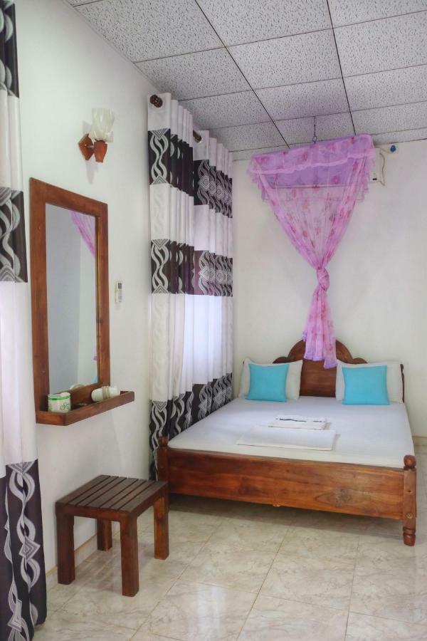 Golden Rainbow Guest House Dambulla Extérieur photo
